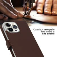 Selencia Cover a libro in vera pelle Apple iPhone 14 Pro Max - Marrone