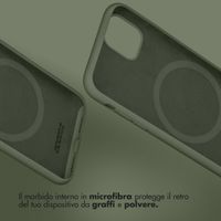 Accezz Cover in silicone liquido con MagSafe Apple iPhone 16 Plus - Cooper Green