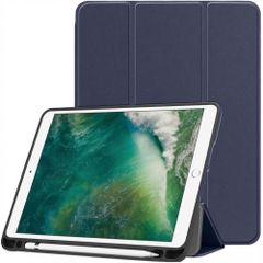 imoshion Cover a libro Trifold Apple iPad 6 (2018) 9.7 pollici / iPad 5 (2017) 9.7 pollici / Air 2 (2014)/Air 1 (2013) - Blu scuro