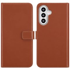 Selencia Cover a libro in vera pelle Samsung Galaxy A26 - Marrone chiaro