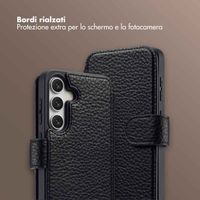 Selencia Cover Riva con MagSafe e cordino Samsung Galaxy S25 / S24 - Nero