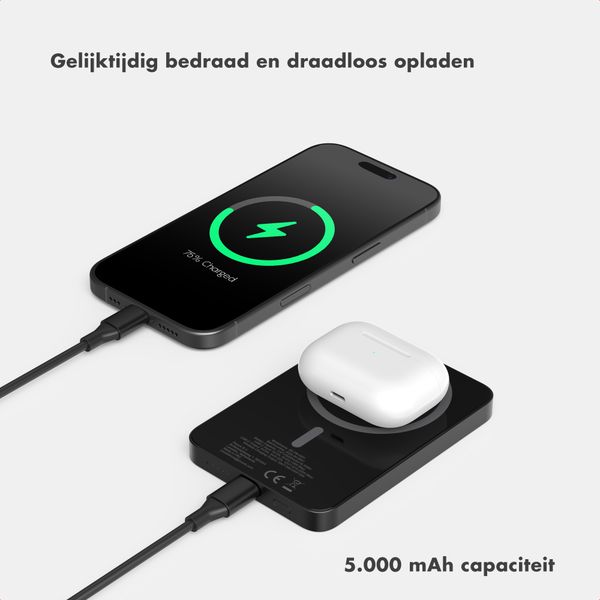 Selencia Vivid Powerbank 5.000 mAh - Draadloze Powerbank - Geschikt voor MagSafe en Qi - Black / Choco Flower Pop