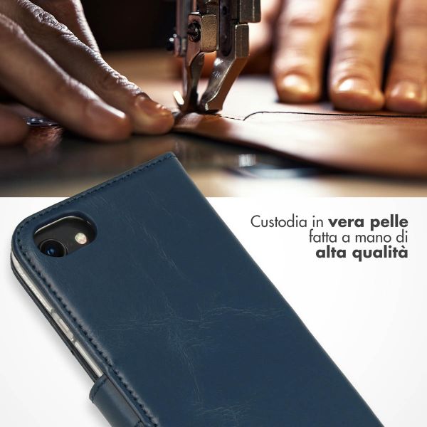 Selencia Cover a libro in vera pelle Apple iPhone SE (2022 / 2020) / 8 / 7 / 6(s) - Blu