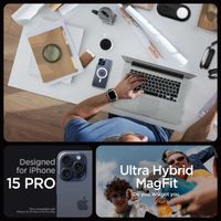 Spigen Cover Posteriore Ultra Ibrida con MagSafe Apple iPhone 15 Pro - Frost Clear