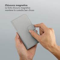 Selencia Libreria rimovibile Olyn con MagSafe Apple iPhone 16 - Grigio