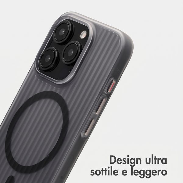 Accezz Cover Lite con MagSafe | Fluted | Apple iPhone 15 Pro - Grigio
