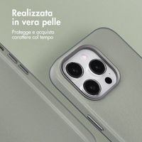 Accezz Cover in Pelle con MagSafe Apple iPhone 14 Pro - Light Grey