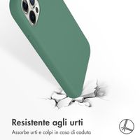 Accezz Cover in silicone liquido con MagSafe Apple iPhone 12 (Pro) - Verde scuro