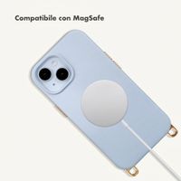 Selencia Rivièra MagSafe Backcover met afneembare haakjes Apple iPhone 15 - Powder Blue