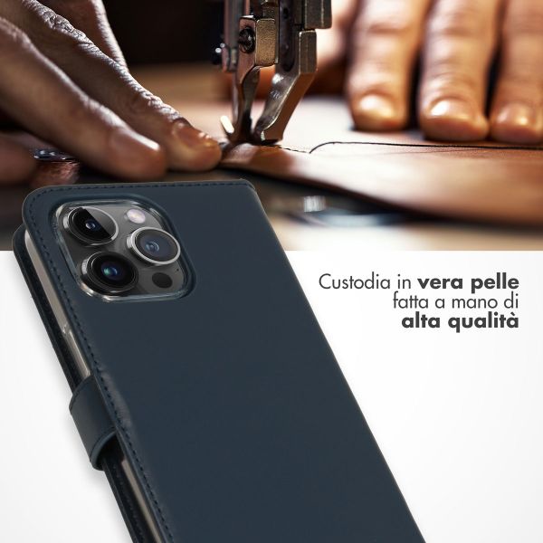 Selencia Cover a libro in vera pelle Apple iPhone 15 Pro Max - Blu
