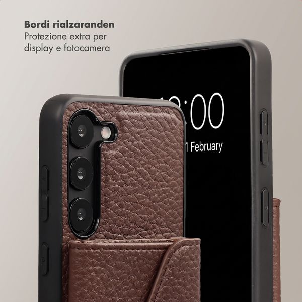 Selencia Cover per telefono Sera con cordino e portacarte a busta Samsung Galaxy S23 - Chocolate Brown