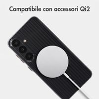 Accezz Cover Lite con MagSafe | Fluted | Samsung Galaxy S25 - Nero