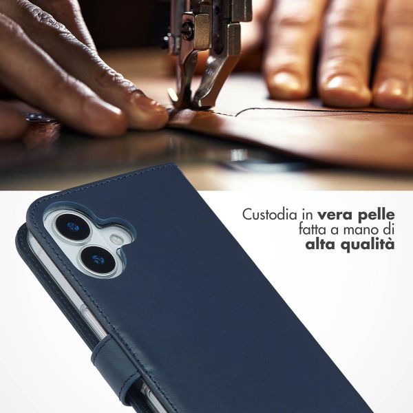 Selencia Cover a libro in vera pelle Apple iPhone 17 - Blu