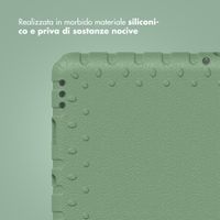 imoshion Cover Posteriore Kidsproof con Maniglia Samsung Galaxy Tab A11 / A9 8.7 pollici - Olive Green