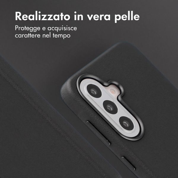 Accezz Cover in Pelle con MagSafe Samsung Galaxy A57 (5G) - Onyx Black