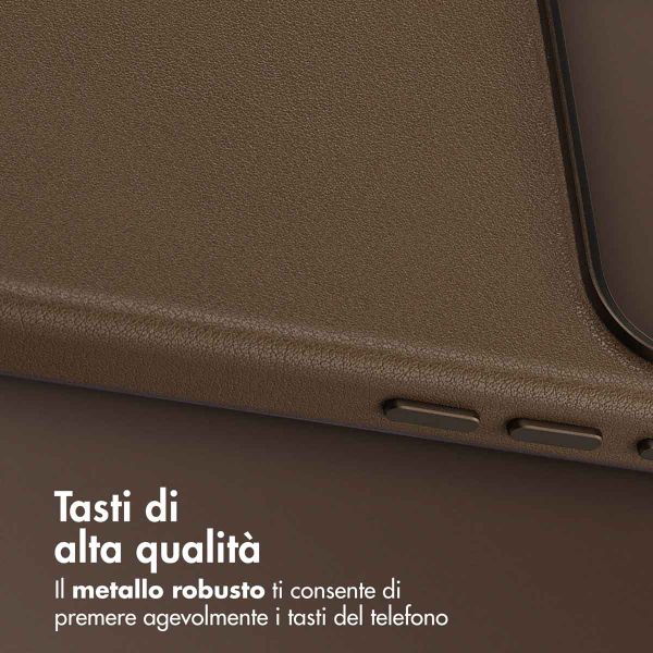 Accezz Cover in Pelle con MagSafe Apple iPhone 17 Pro - Marrone caffè