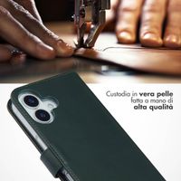 Selencia Cover a libro in vera pelle Apple iPhone 17 - Verde