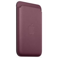Apple FineWoven Wallet MagSafe con funzione “Dov’è” - Mulberry