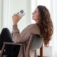 Selencia Cover posteriore Vivid con MagSafe Apple iPhone 14 - Marble Light Brown