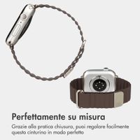 imoshion Cinturino magnetico in pelle sintetica Apple Watch | 44/45/46/49 mm - Marrone scuro