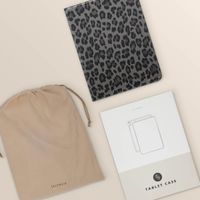 Selencia Libreria Sabi con stampa leopardata Apple iPad Air 11 pollici (2026) M4 / (2025) M3 / (2024) M2 / Air 5 (2022) / Air 4 (2020) - Midnight Black