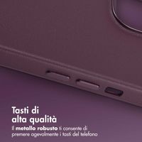 Accezz Cover in Pelle con MagSafe Apple iPhone 15 - Heath Purple