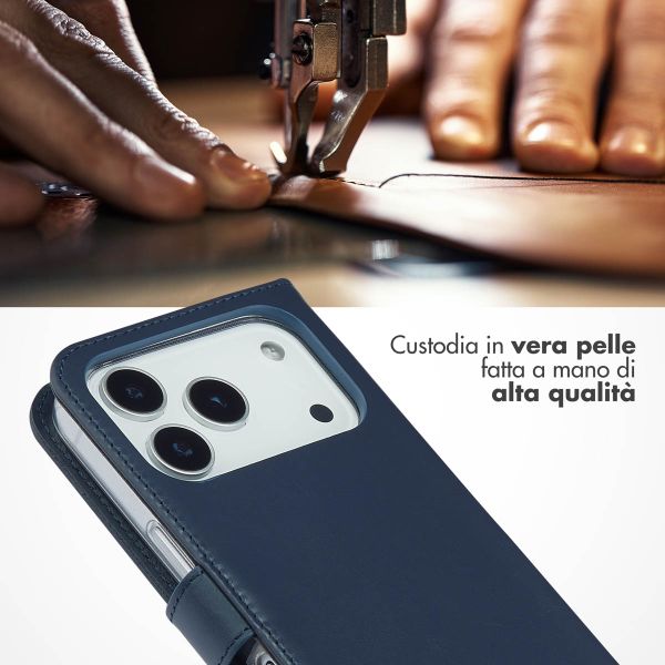 Selencia Cover a libro in vera pelle Apple iPhone 17 Pro - Blu