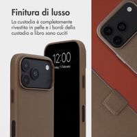 Accezz Cover in pelle 2 in 1 con MagSafe Apple iPhone 18 Pro Max / 17 Pro Max - Marrone caffè