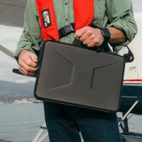 UAG Custodia per laptop Civilian Shock con Maniglia 16 pollici - Nero