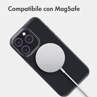 Accezz Lite custodia posteriore con MagSafe Apple iPhone 15 Pro - Smokey Clear