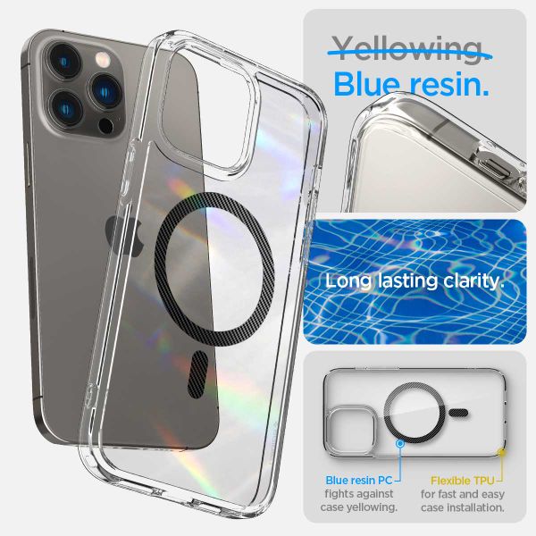 Spigen Cover Posteriore Ultra Ibrida con MagSafe Apple iPhone 14 Pro - Carbon Fiber Black