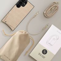 Selencia Cover per telefono Nova Croco con cordino e portacarte Samsung Galaxy S24 Ultra - Beige