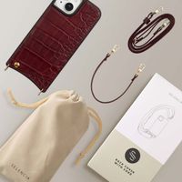 Selencia Cover per telefono Nova Croco con cordino e portacarte Apple iPhone 15 - Burgundy