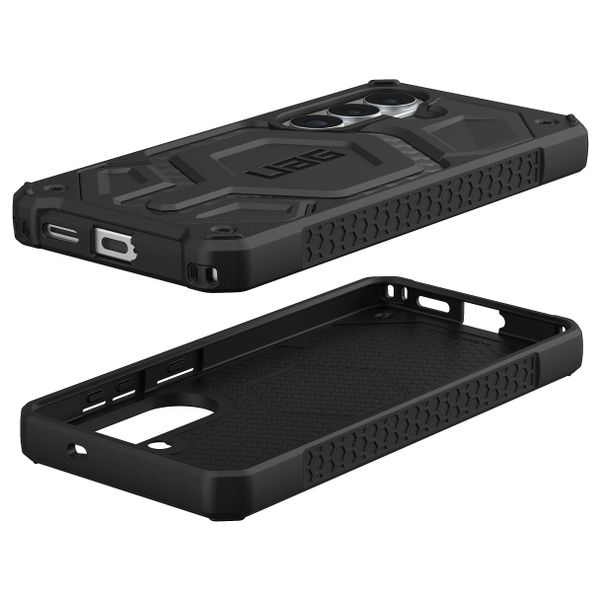 UAG Cover Posteriore Monarch Pro Samsung Galaxy S26 - Carbon Fiber