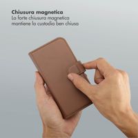 Selencia Libreria rimovibile Olyn con MagSafe Apple iPhone 17 - Marrone