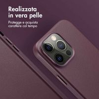 Accezz Cover in Pelle con MagSafe Apple iPhone 15 Pro Max - Heath Purple