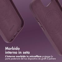 Accezz Cover in Pelle con MagSafe Apple iPhone 15 - Heath Purple