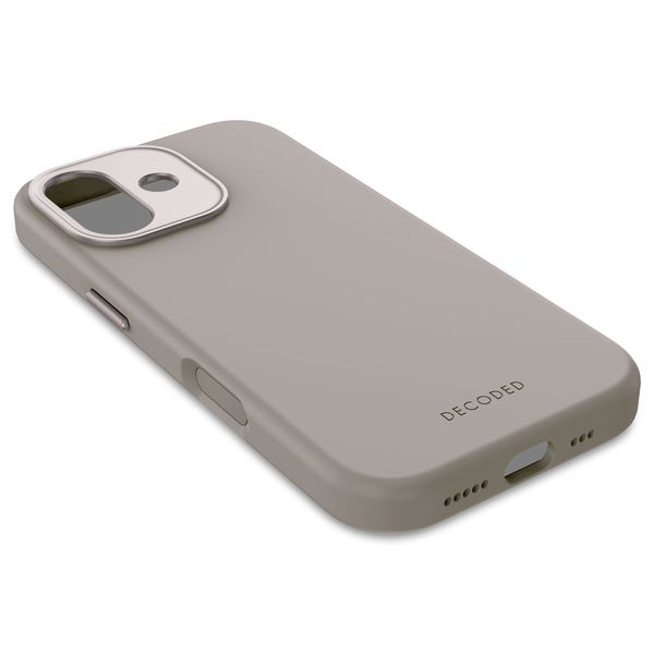 Decoded Cover in Silicone MagSafe Apple iPhone 17 - Soft Taupe