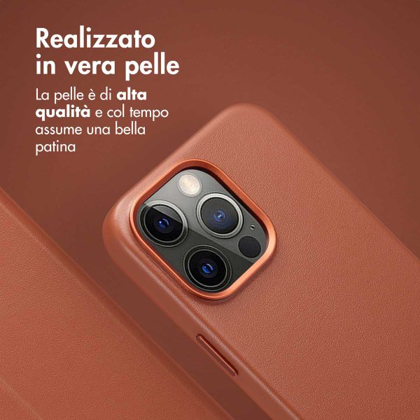 Accezz Cover in pelle 2 in 1 con MagSafe Apple iPhone 15 Pro Max - Sienna Brown