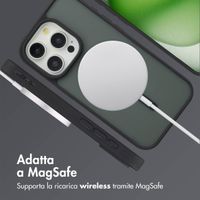 imoshion Cover posteriore Color Guard con MagSafe Apple iPhone 15 Pro - Nero
