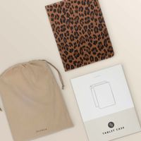 Selencia Libreria Sabi con stampa leopardata Apple iPad Air 11 pollici (2026) M4 / (2025) M3 / (2024) M2 / Air 5 (2022) / Air 4 (2020) - Mocha Brown