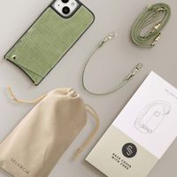 Selencia Cover per telefono Nova Croco con cordino e portacarte Apple iPhone 15 - Sage Green