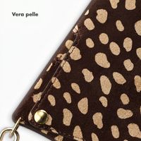 Selencia Nova cover posteriore in vera pelle con portacarte Apple iPhone 16 Pro - Fawn Chic