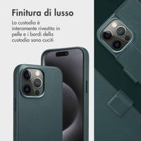 Accezz Cover in pelle 2 in 1 con MagSafe Apple iPhone 15 Pro Max - Cedar Green