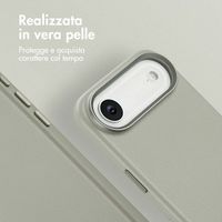 Accezz Cover in Pelle con MagSafe Apple iPhone Air - Light Grey