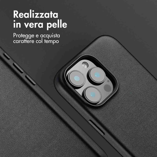 Accezz Cover in Pelle con MagSafe Apple iPhone 16 Pro Max - Onyx Black