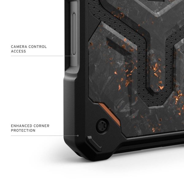 UAG Cover Posteriore Monarch Pro Apple iPhone 16 Pro Max - Forged Carbon