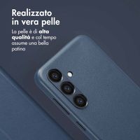 Accezz Cover in pelle 2 in 1 con MagSafe Samsung Galaxy S24 - Nightfall Blue