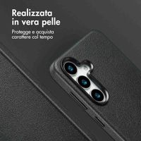 Accezz Cover in Pelle con MagSafe Samsung Galaxy S25 - Onyx Black