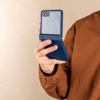 imoshion Color Backcover con supporto Samsung Galaxy Z Flip 8 - Blu scuro